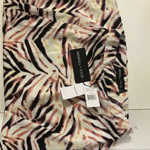 KENDALL & KYLIE Blush Midi Skirt - Picture 10 of 16